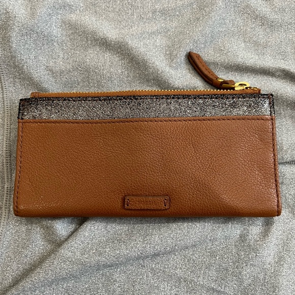 Fossil wallet - Picture 1 of 5
